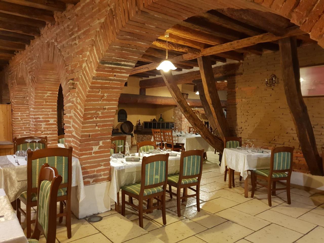 L'Alcove Hotel Restaurant Villematier Esterno foto
